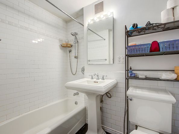 45 Tudor City Place 1607, New York NY 10017