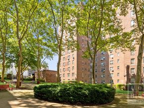 530 Grand Street F8H, New York NY 10002