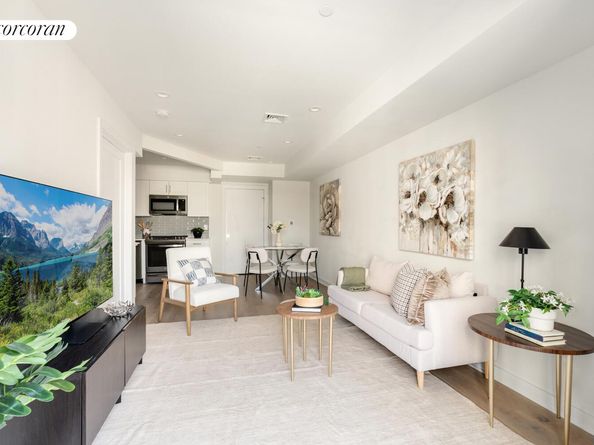 23-23 30th Road 4C, Queens NY 11102