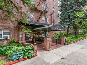67-30 Clyde Street 5T, Queens NY 11375