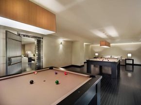 20 Pine Street 2706, New York NY 10005