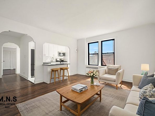 35-45 81st Street F6, Queens NY 11372