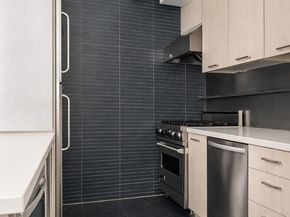 9 West 16th Street 5A, New York NY 10011