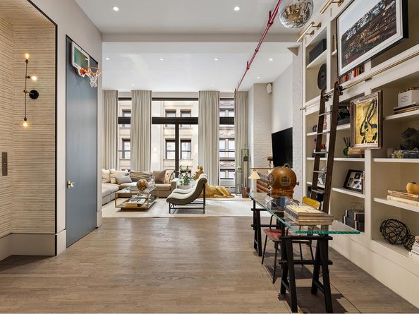 722 Broadway 2, New York NY 10003