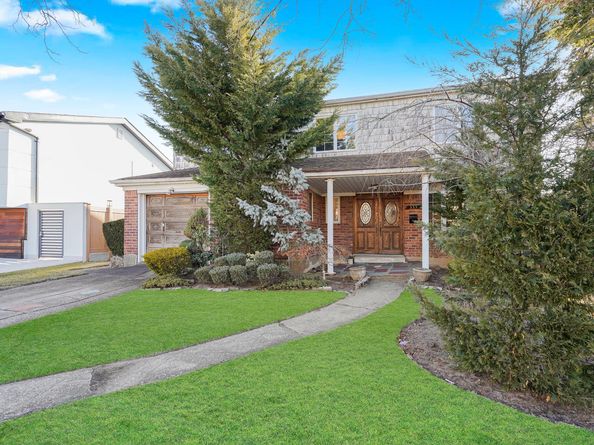 333 Mayfair Drive N, Brooklyn NY 11234