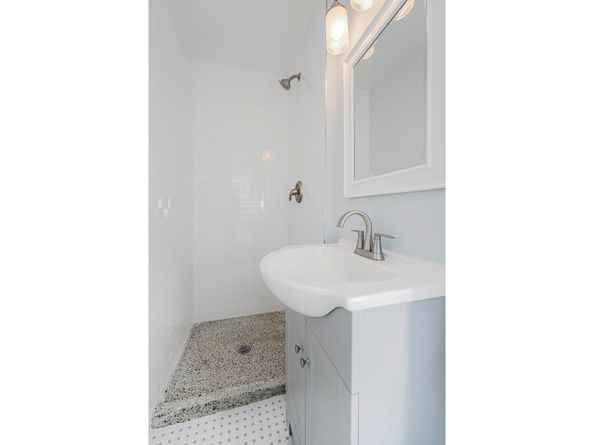 333 Mayfair Drive N, Brooklyn NY 11234