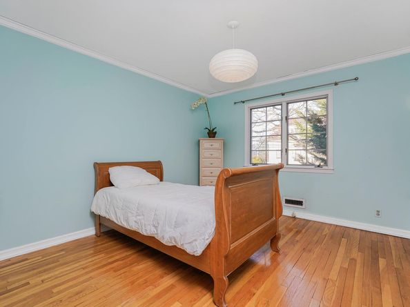 333 Mayfair Drive N, Brooklyn NY 11234
