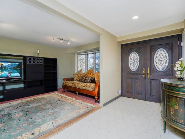 333 Mayfair Drive N, Brooklyn NY 11234