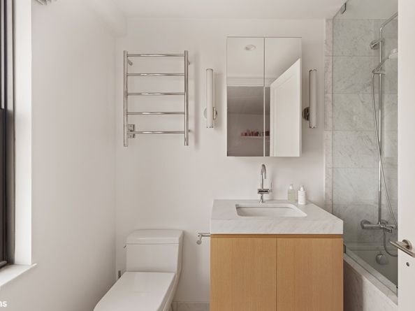 650 Park Avenue 14D, New York NY 10065