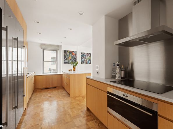 650 Park Avenue 14D, New York NY 10065