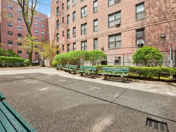 3535 Kings College Place 1E, Bronx NY 10467