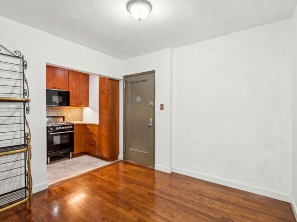 3535 Kings College Place 1E, Bronx NY 10467