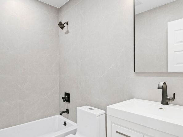 45-29 47th Street 2A, Queens NY 11377