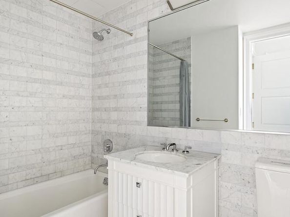 30 Park Place 52C, New York NY 10007