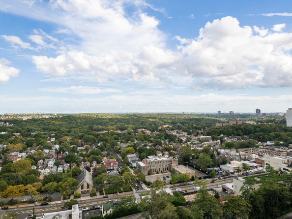 5900 Arlington Avenue 19D, Bronx NY 10471
