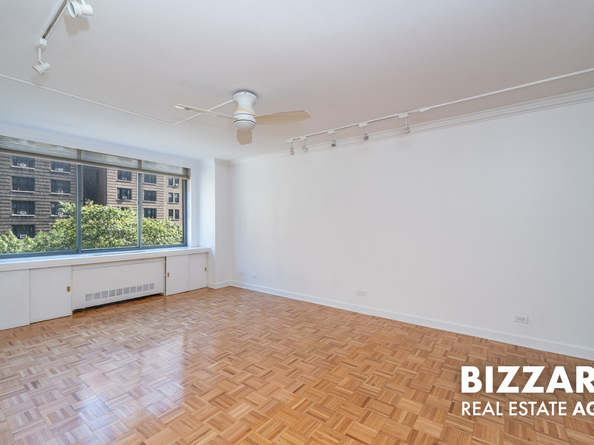 250 West 89th Street 4L, New York NY 10024