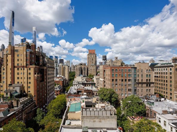 580 Park Avenue 11A, New York NY 10065