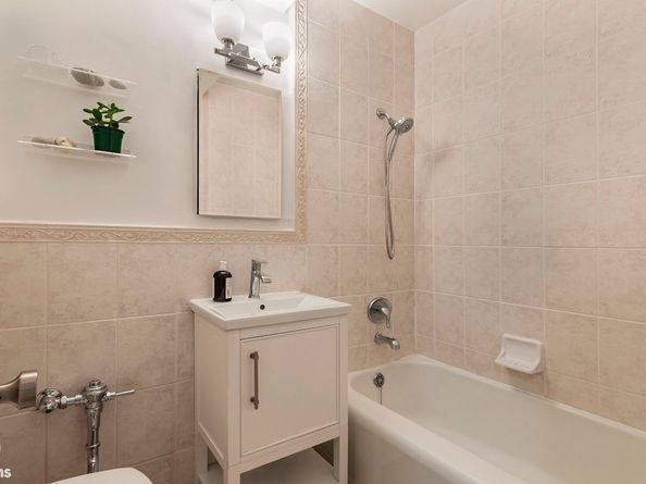 3635 Johnson Avenue 3N, Bronx NY 10463