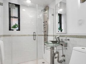 81 Bedford Street 2A, New York NY 10014