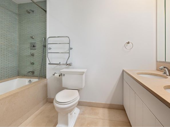 140 Thompson Street 01B, New York NY 10012
