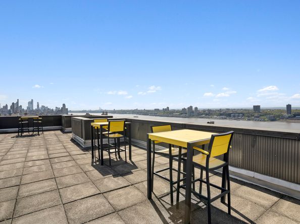 275 West 96th Street 10L, New York NY 10025