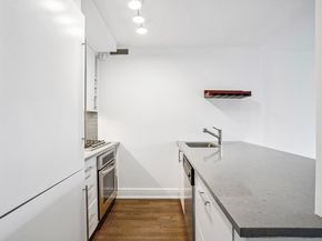 275 West 96th Street 10L, New York NY 10025