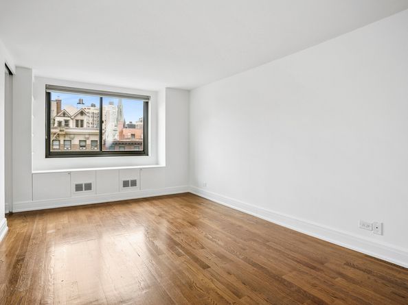 275 West 96th Street 10L, New York NY 10025