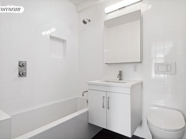 148-09 Northern Boulevard 4L, Queens NY 11354