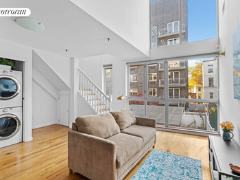 30 Devoe Street
