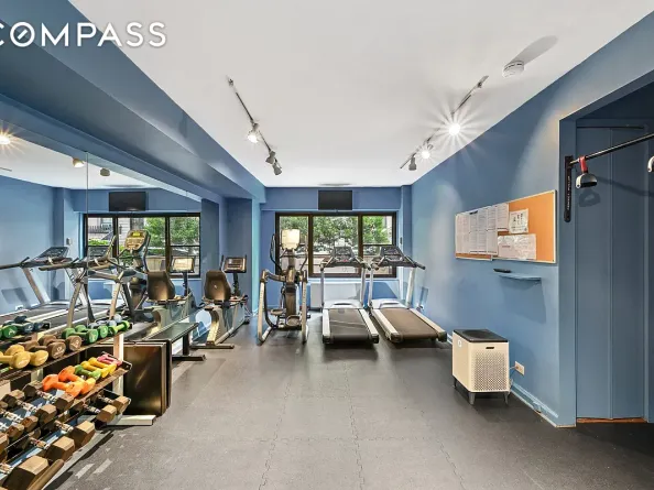 35 East 38th Street 12B, New York NY 10016