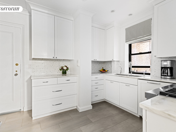 174 West 76th Street 3H, New York NY 10023