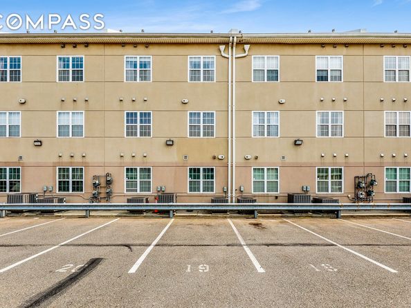 10220 Rockaway Beach Boulevard 3C, Queens NY 11694