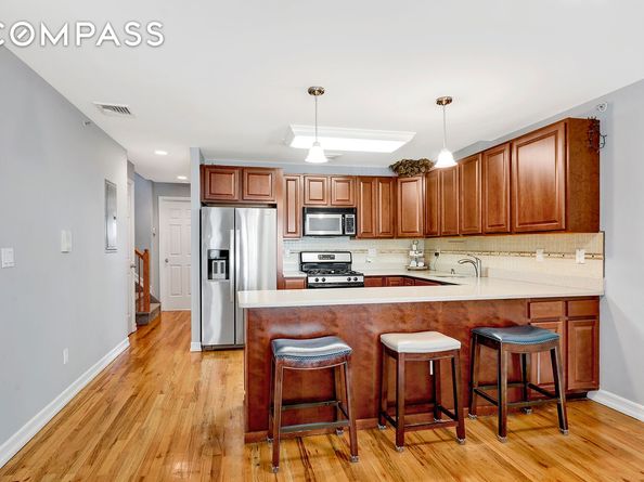 10220 Rockaway Beach Boulevard 3C, Queens NY 11694