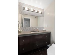 45 West 67th Street 25D, New York NY 10023