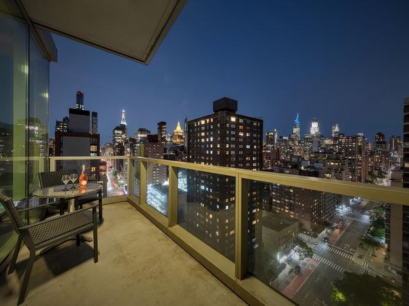 300 East 23rd Street 19B, New York NY 10010