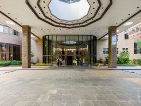 330 East 38th Street 23Q, New York NY 10016