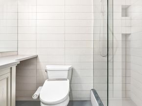330 East 38th Street 23Q, New York NY 10016
