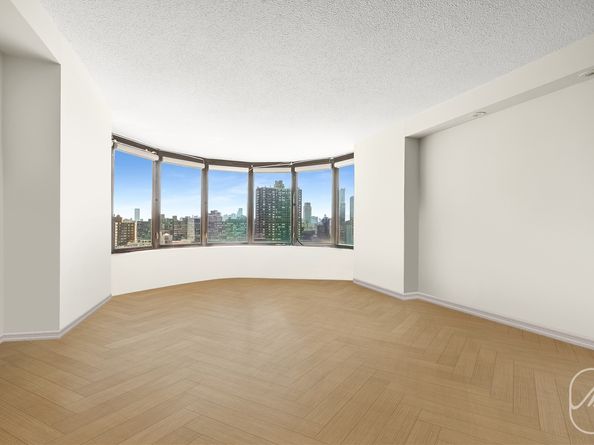 330 East 38th Street 23Q, New York NY 10016