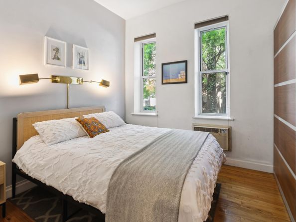 321 East 89th Street 1G, New York NY 10128