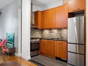 321 East 89th Street 1G, New York NY 10128
