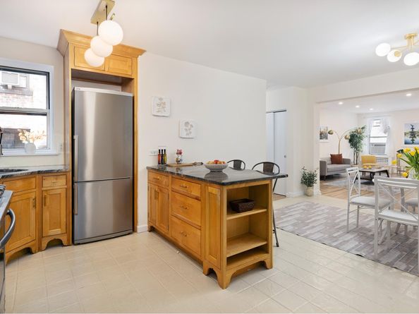 25 Indian Road 4G, New York NY 10034