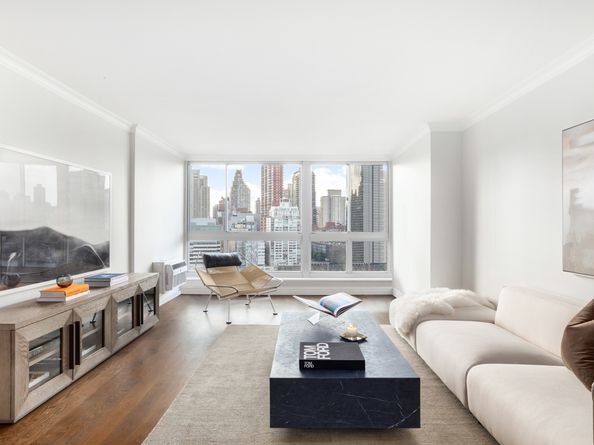 595 Main Street 508, New York NY 10044