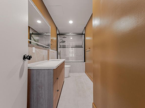 146 West 57th Street 52E, New York NY 10019