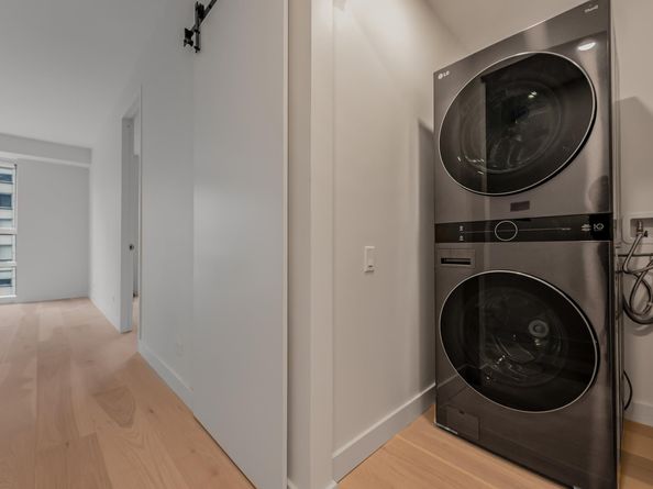 146 West 57th Street 52E, New York NY 10019