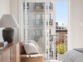 126 1st Place 4, Brooklyn NY 11231