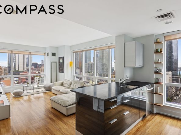 350 West 42nd Street 20L, New York NY 10036
