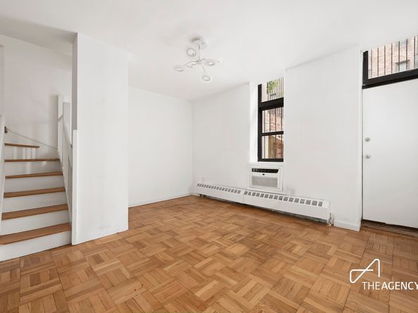 425 East 78th Street 1B, New York NY 10075