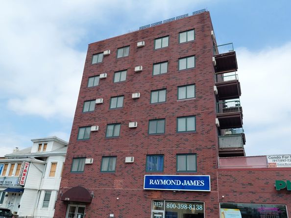 2570 East 17th Street 5C, Brooklyn NY 11235