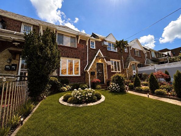 143-14 85th Drive, Queens NY 11435