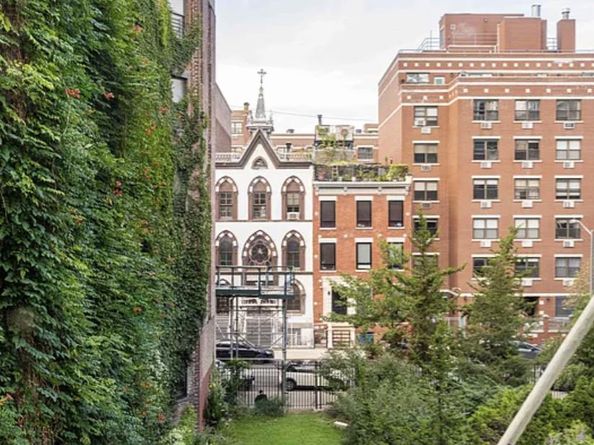 317 East 3rd Street 11, New York NY 10009